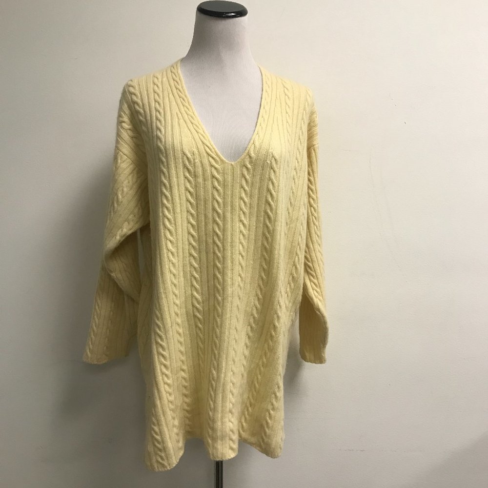 Hawick Scotland 100% cashmere cable knit heavyweight v neck tunic sweater L